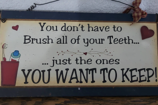 רופאת שיניים